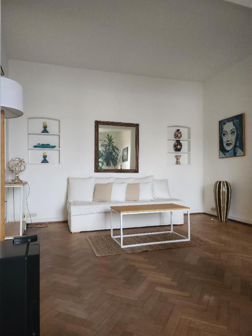 Homestay Confortable En Con Bano Compartido